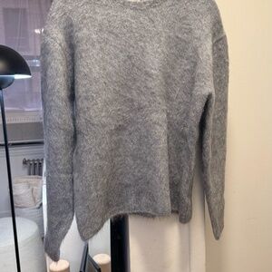 H&M Mohair Wool Blend Crew Neck Grey Sweater  Size XS